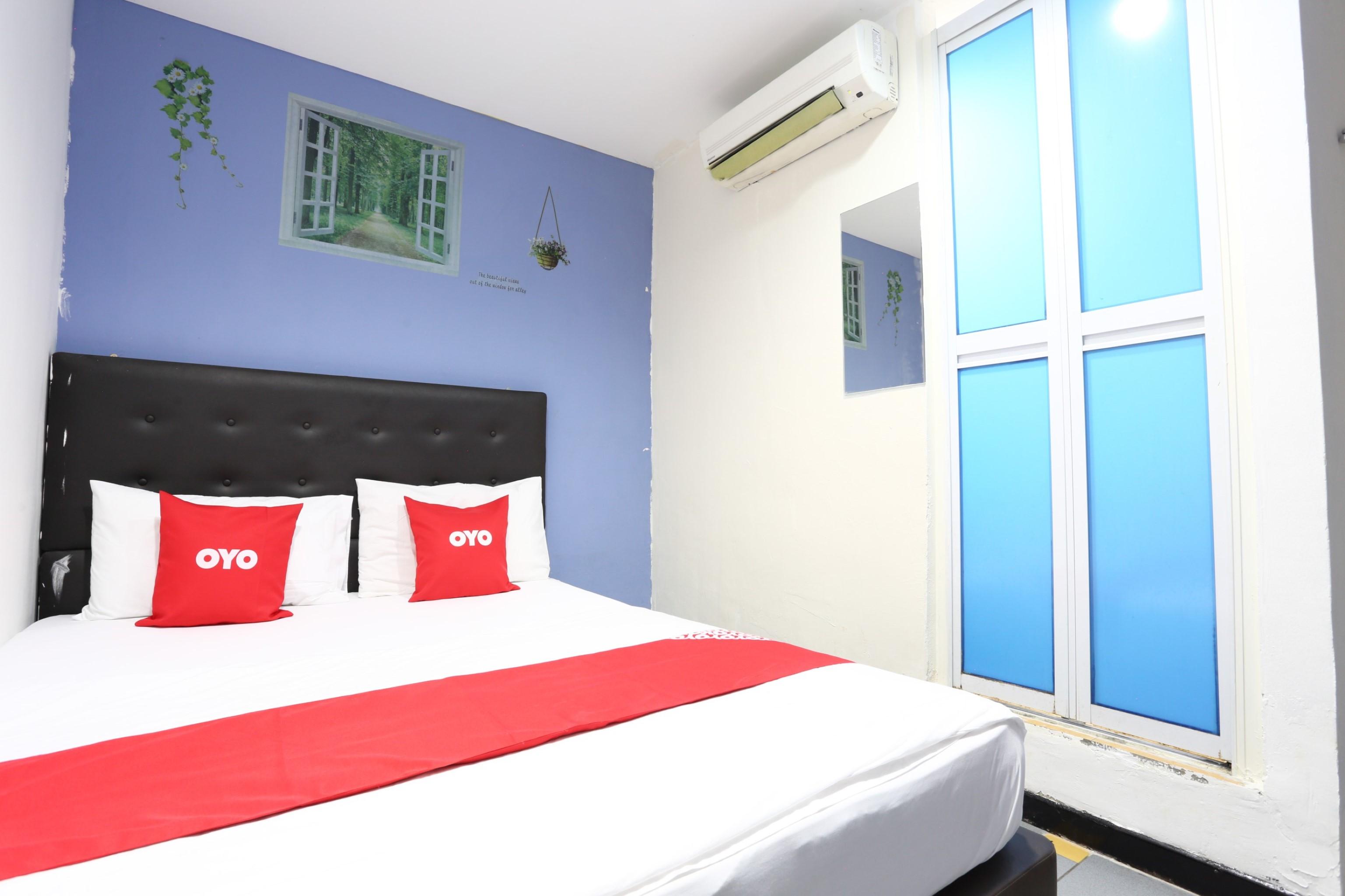 Oyo 89738 1st Glenmarie Hotel 2*