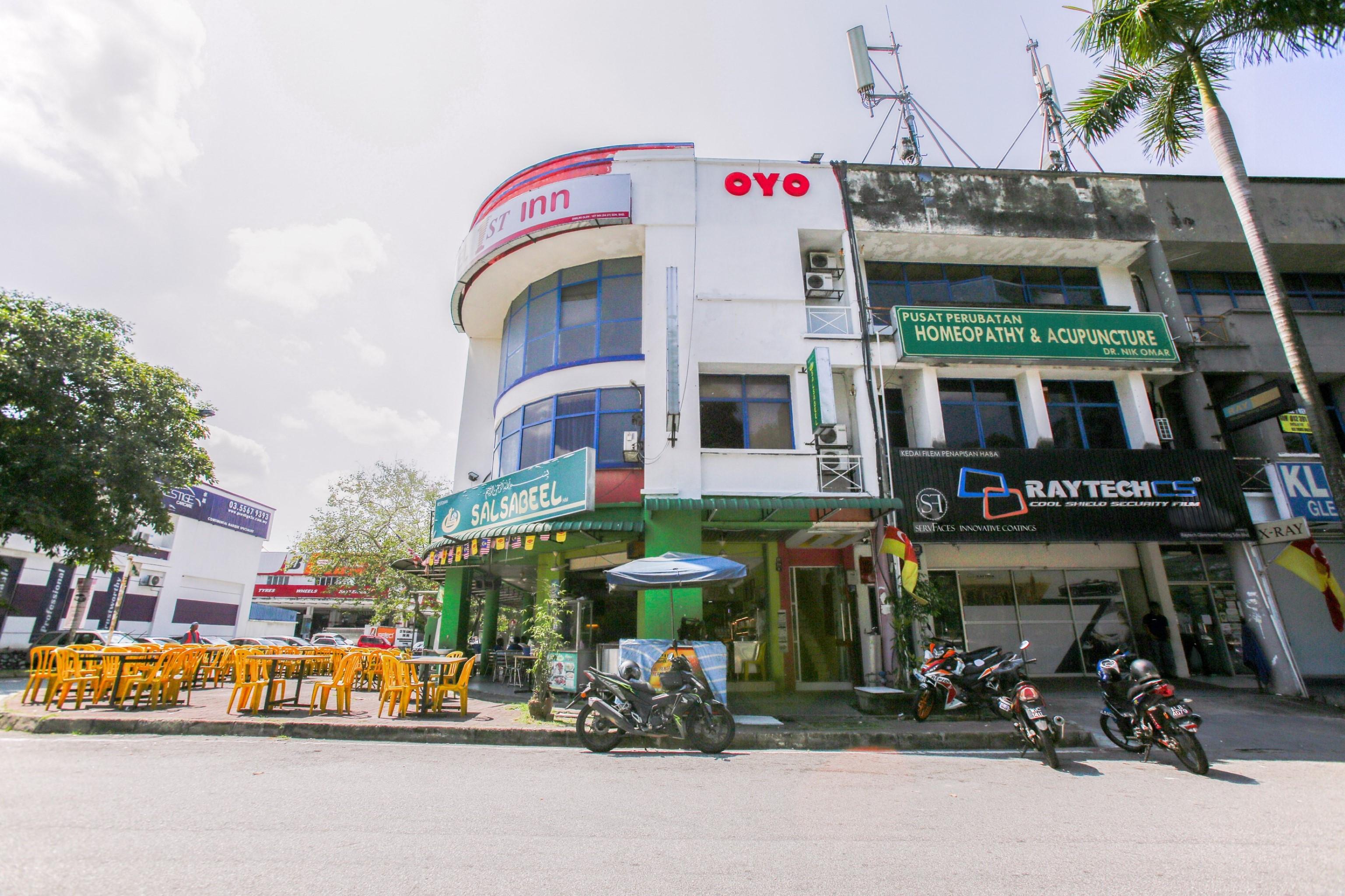 Oyo 89738 1st Glenmarie Shah Alam