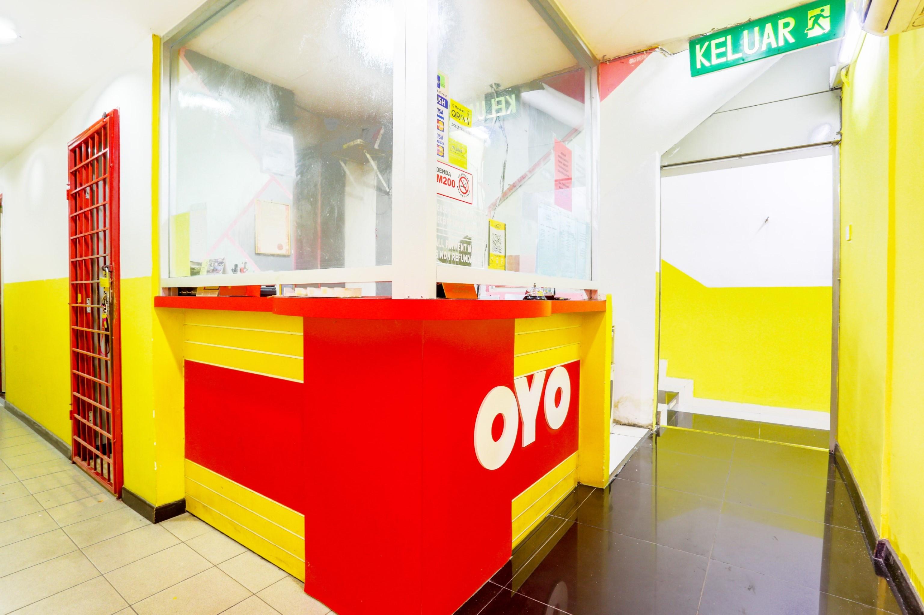 Oyo 89738 1st Glenmarie Hotel 2*